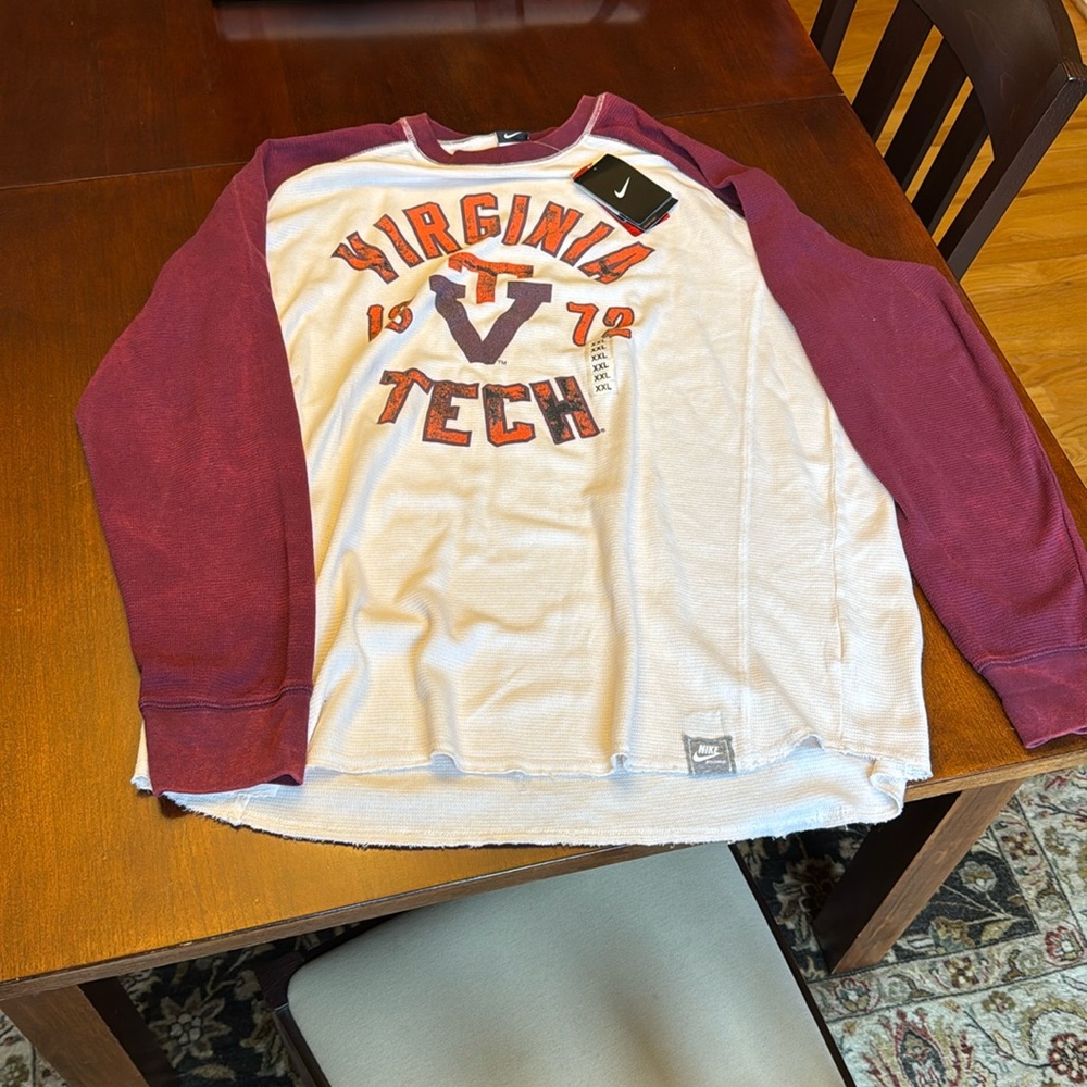 Virginia Tech Nike Long Sleeve T-shirt.